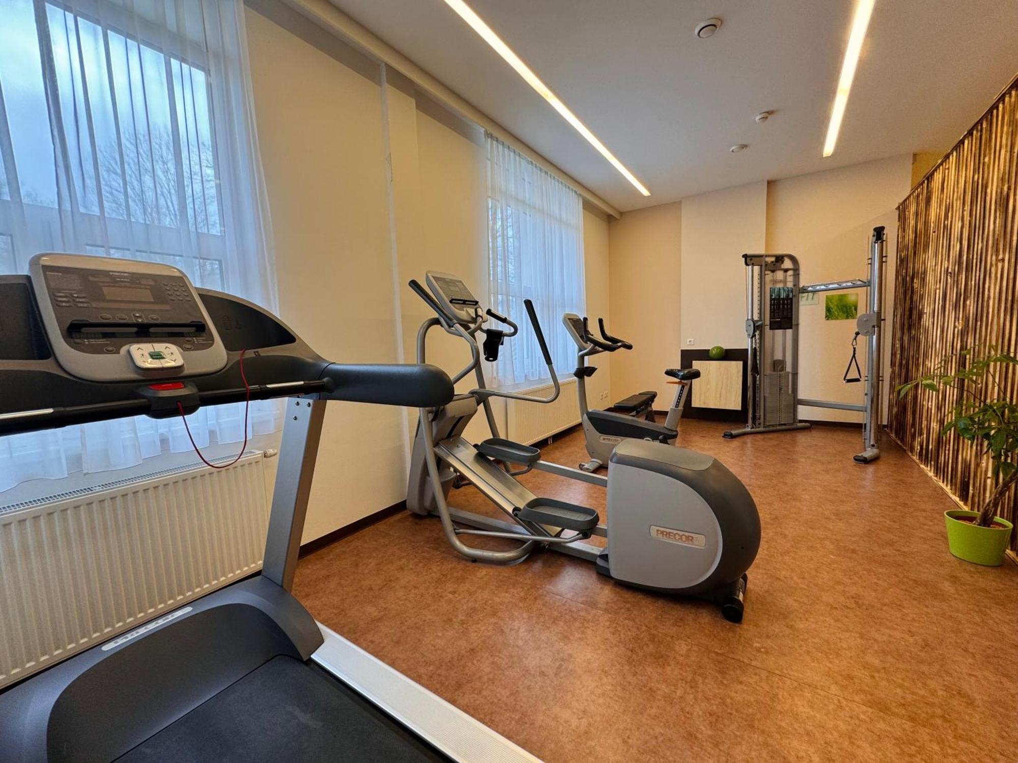 Hotel Spirodom أدمونت المظهر الخارجي الصورة